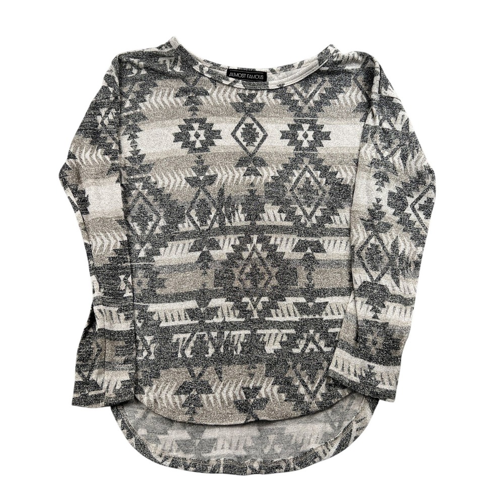 Almost Famous Aztec Geometric Knit Top S Gray Women Boho Metallic Shimmer Scoop